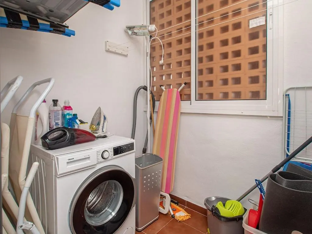 Rock Bay Apartment With Wonderful Sea View And 5 Minutes From The Beach 马尼尔瓦